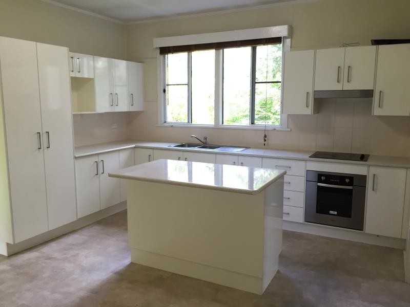7 Cowap Street, Park Avenue QLD 4701